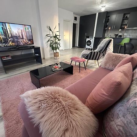 Foresthouse 1 티미쇼아라 외부 사진